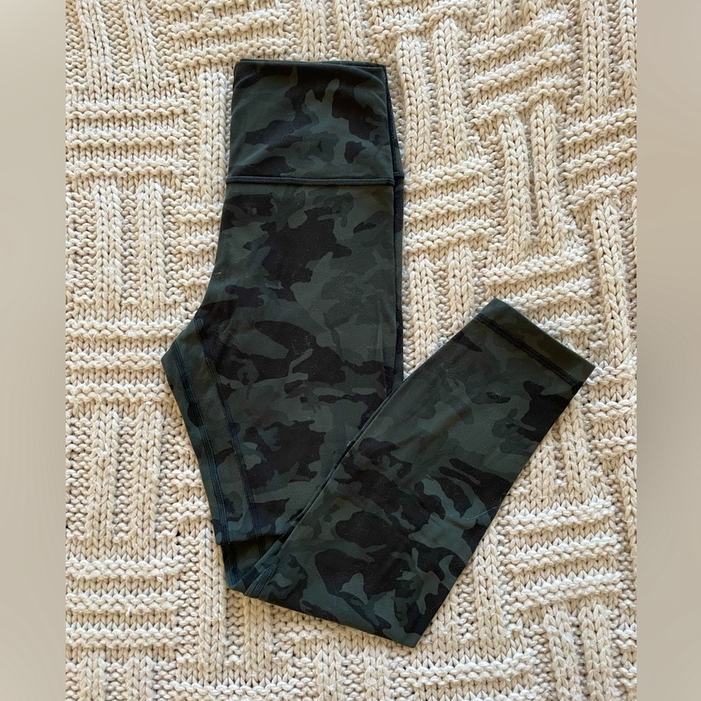 Lululemon Align Leggings 25” - Incognito Green Camo (6)